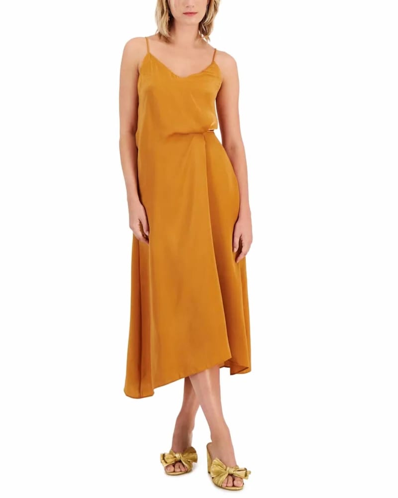 Front of a model wearing a size Large Rowan Twist Dress In Caramel in Caramel by Lucy Paris. | dia_product_style_image_id:344780